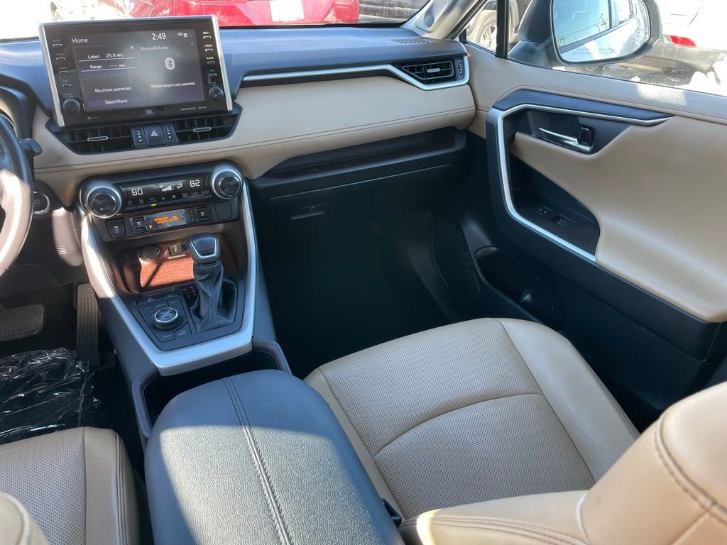 Used 2022 Toyota RAV4 Limited w/ Limited Grade Weather Package image 9
