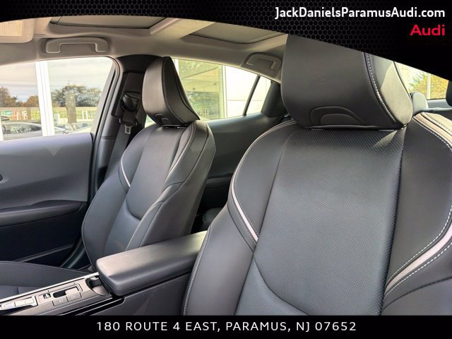 Used 2024 Toyota Prius Limited w/ Limited Premium Package AWD/4WD image 15