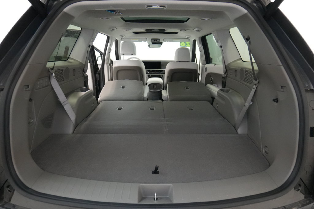 Used 2026 Hyundai Palisade Limited AWD/4WD image 34