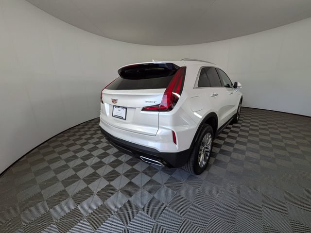 Certified 2024 Cadillac XT4 Premium Luxury w/ Cold Weather Package AWD/4WD image 3
