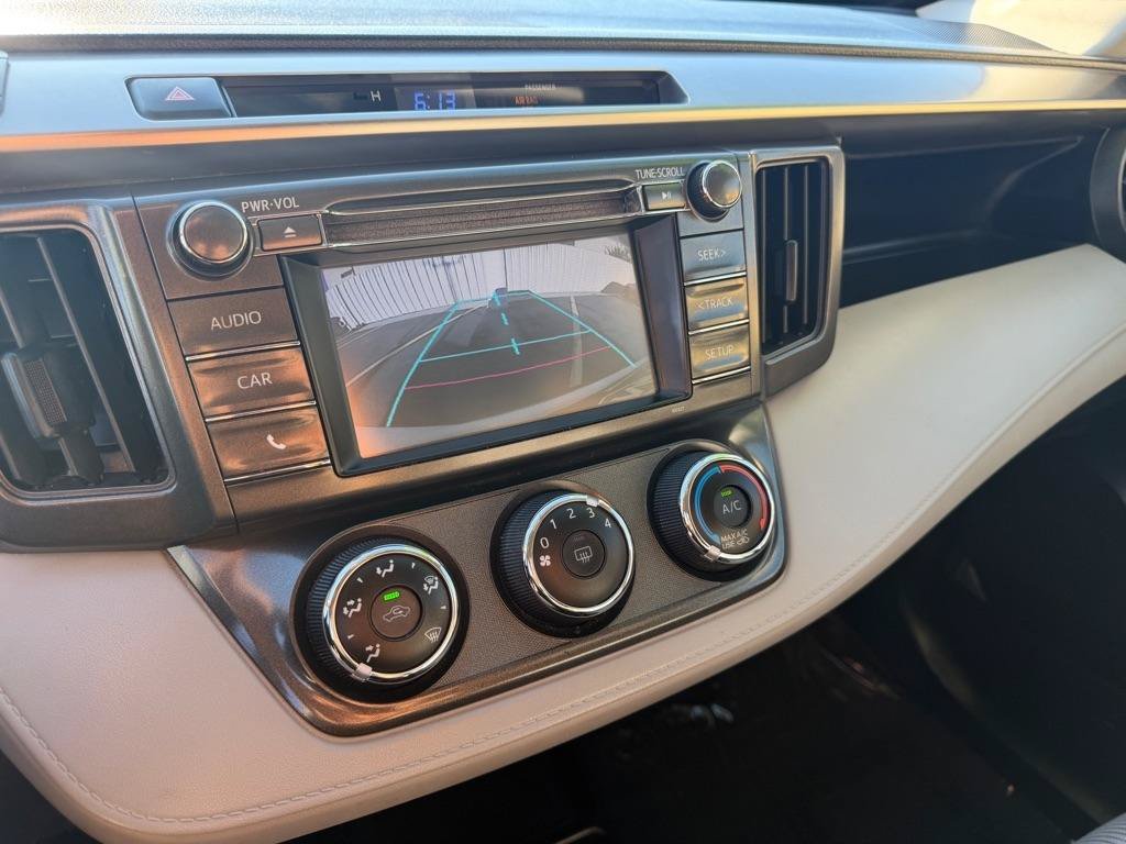 Used 2014 Toyota RAV4 LE FWD image 28