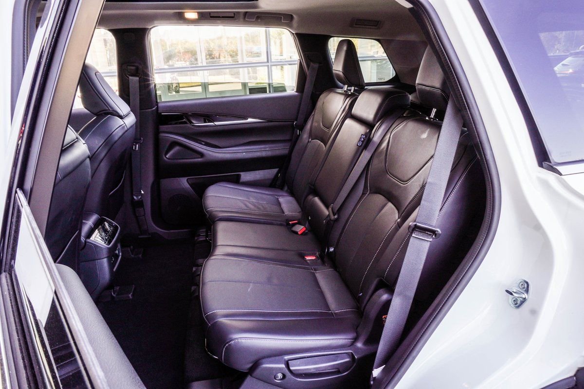 Certified 2023 INFINITI QX60 Pure image 15