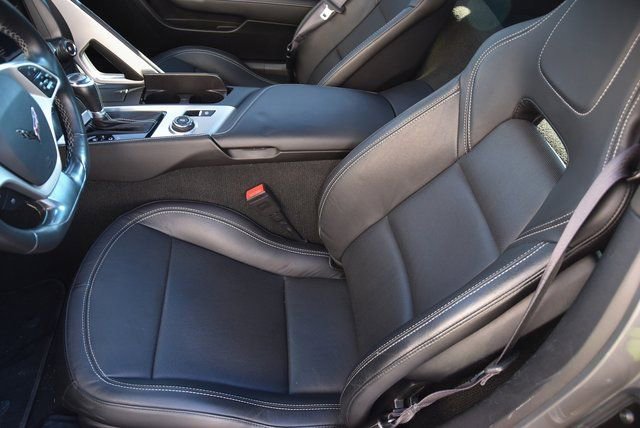 Used 2016 Chevrolet Corvette Stingray Coupe w/ Carbon Flash Badge Package image 16