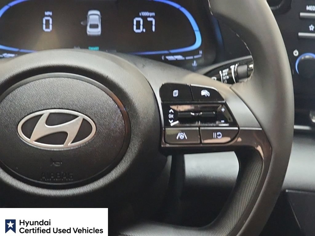Used 2025 Hyundai Elantra Sport FWD image 20