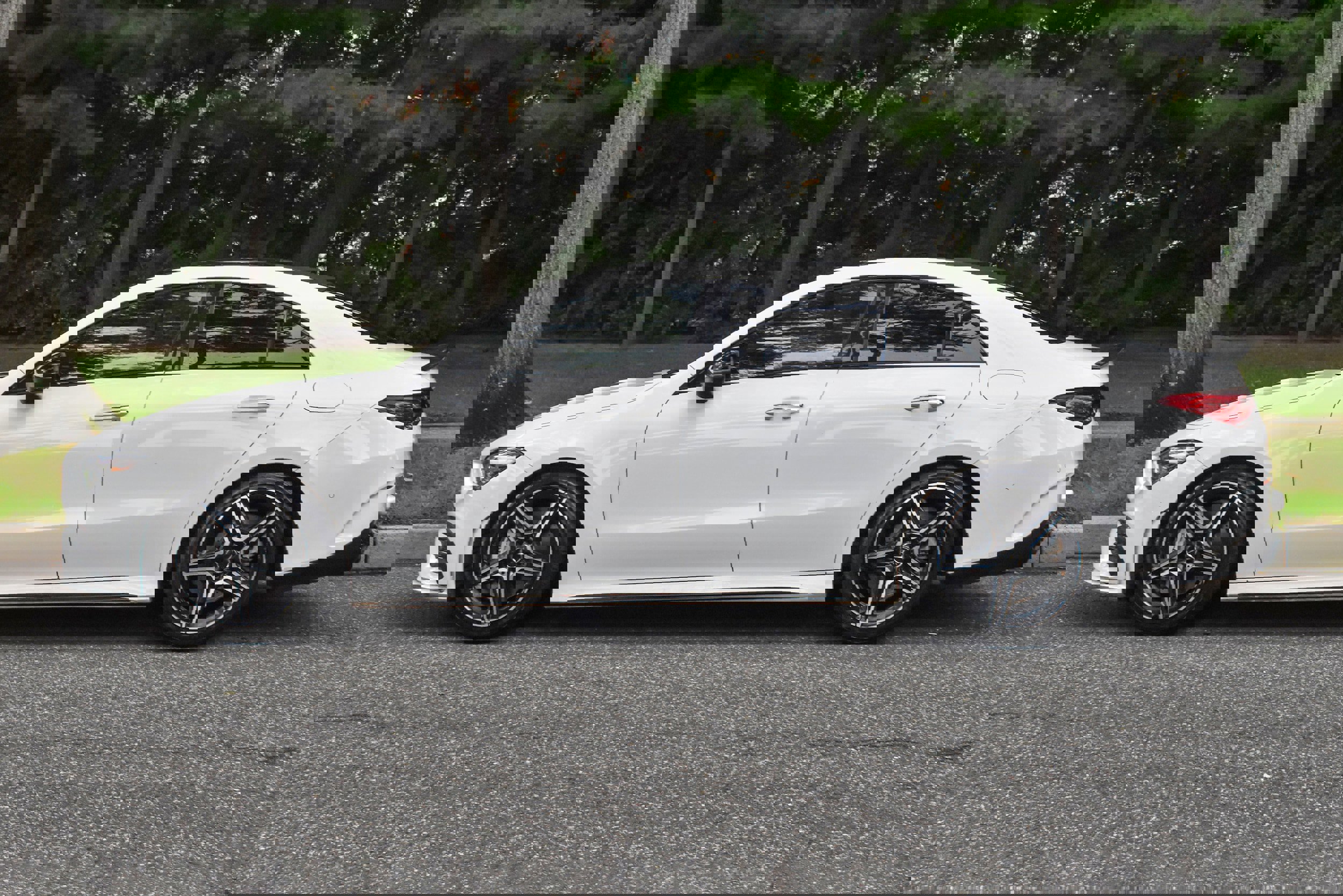 Used 2023 Mercedes-Benz CLA 35 AMG 4MATIC image 4