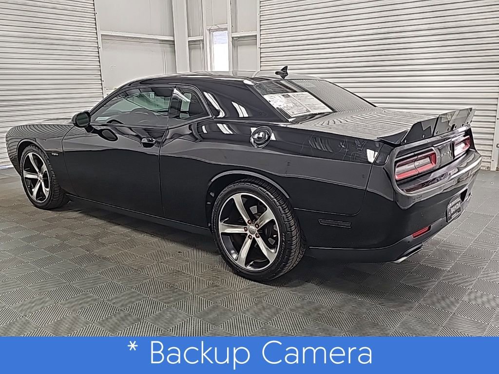 Used 2016 Dodge Challenger R/T image 6