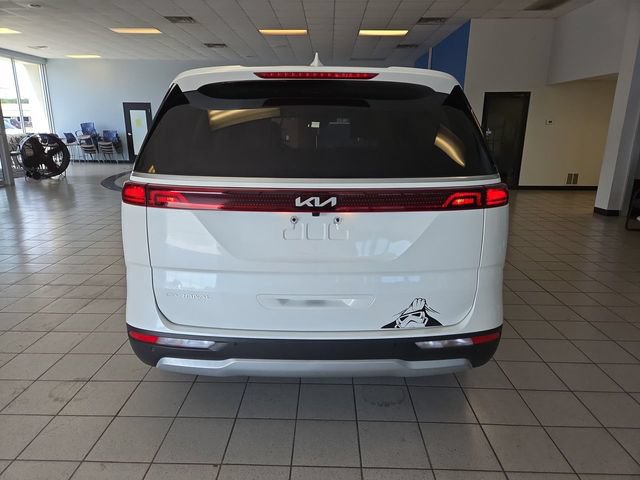Used 2024 Kia Carnival LX FWD image 7