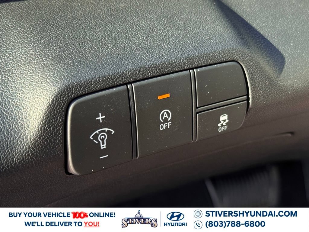 Certified 2026 Hyundai Elantra SE FWD image 23