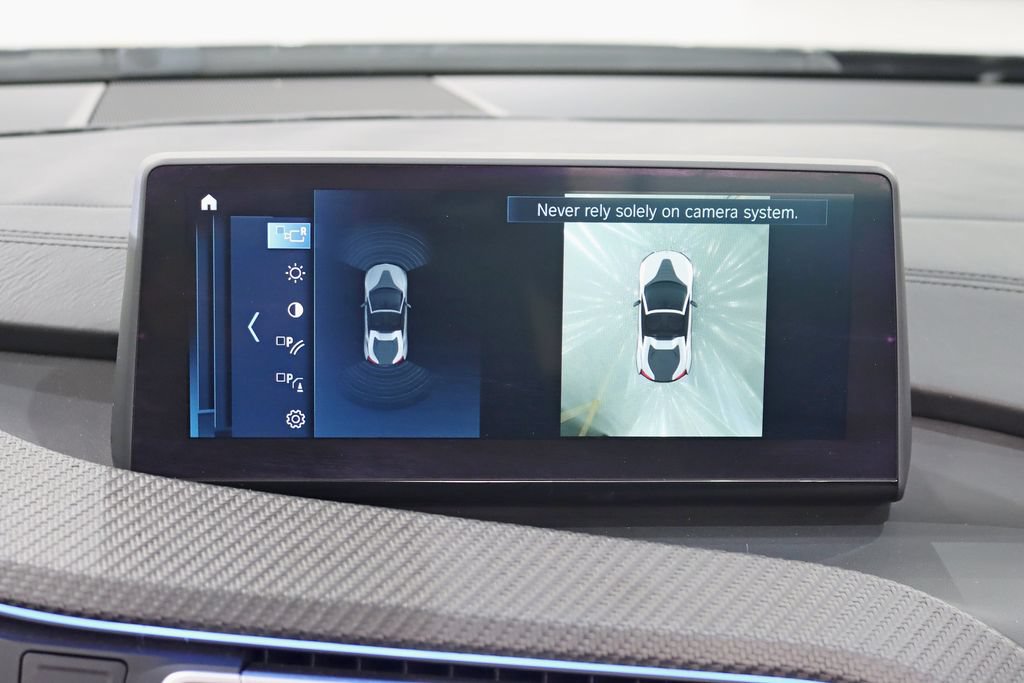 Used 2019 BMW i8 Roadster AWD/4WD image 19
