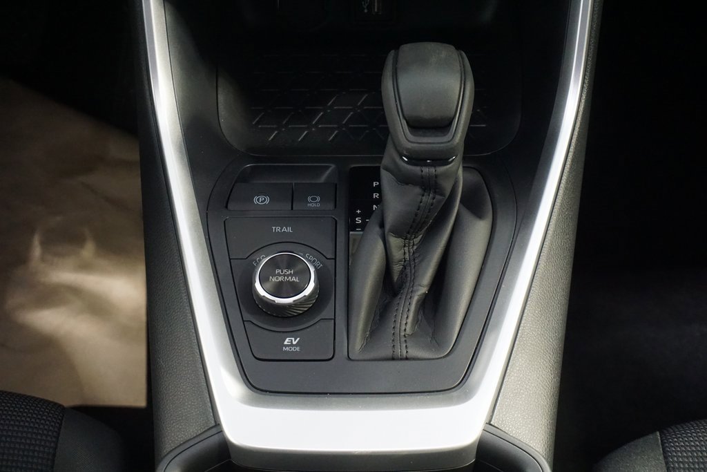 New 2025 Toyota RAV4 LE image 29