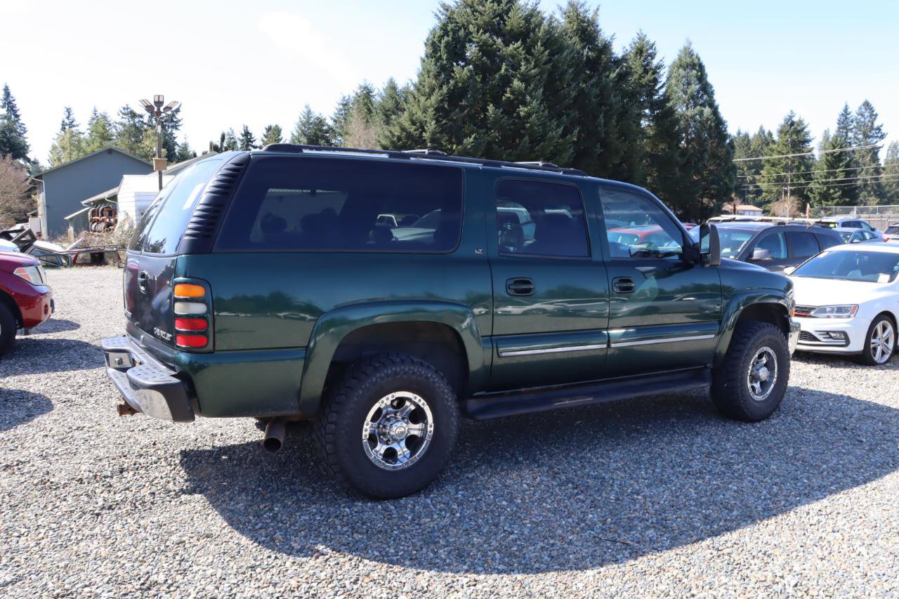 Used 2001 Chevrolet Suburban 2500 LT w/ LT Preferred Equipment Group AWD/4WD image 6