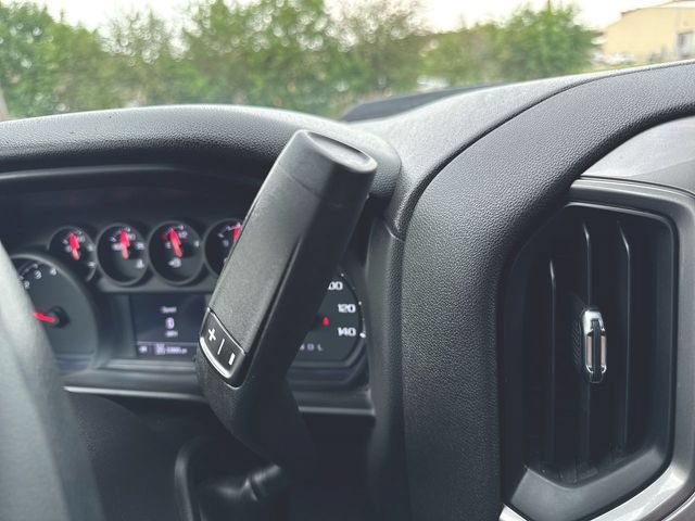 Used 2025 Chevrolet Silverado 1500 Custom Trail Boss w/ LPO, Dark Essentials Package AWD/4WD image 15