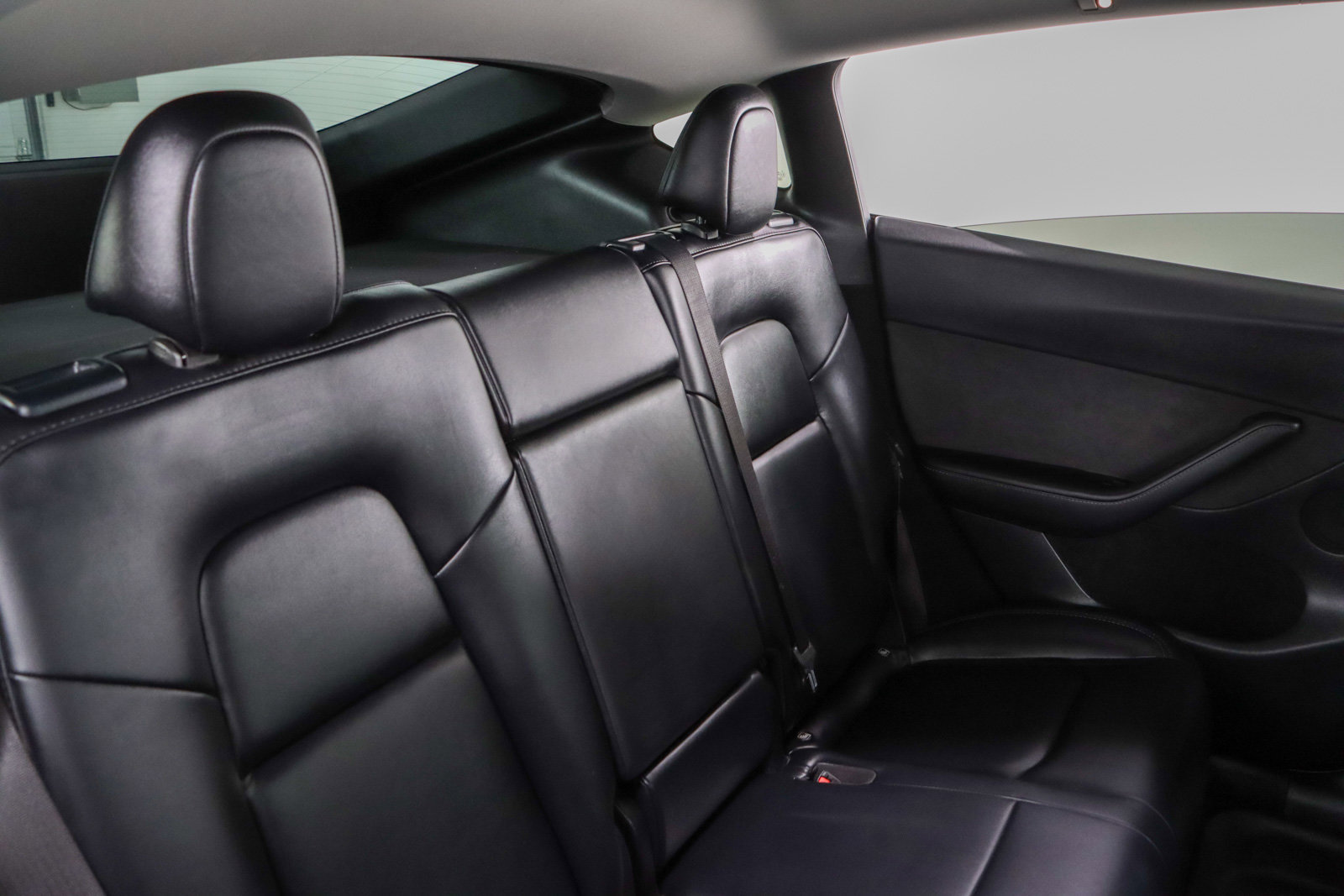 Used 2023 Tesla Model Y Performance image 27