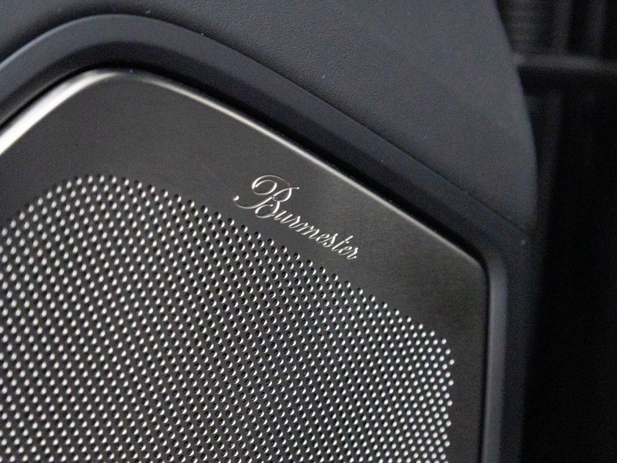 New 2025 Porsche Cayenne Turbo image 27