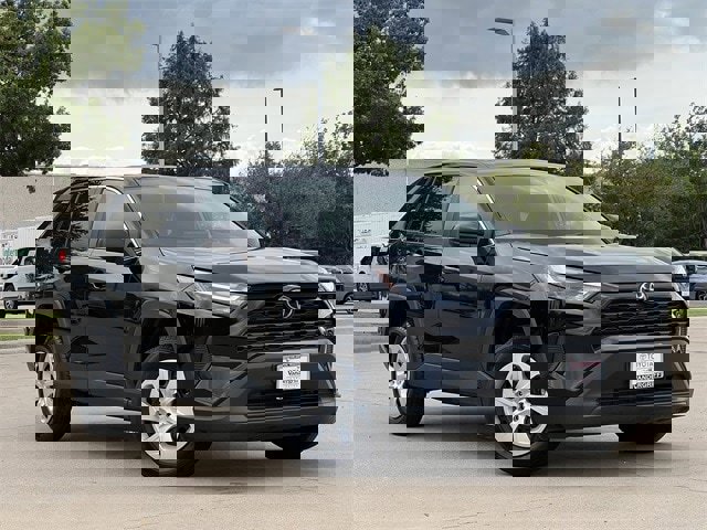 Certified 2023 Toyota RAV4 LE image 2