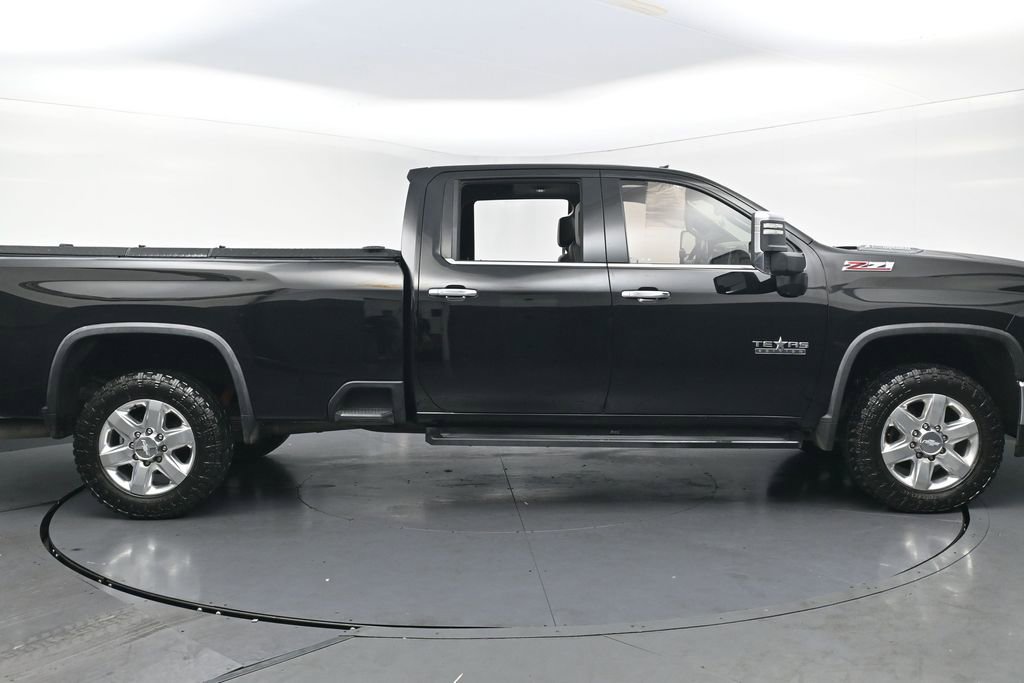 Used 2020 Chevrolet Silverado 3500 LTZ w/ LTZ Texas Edition image 8