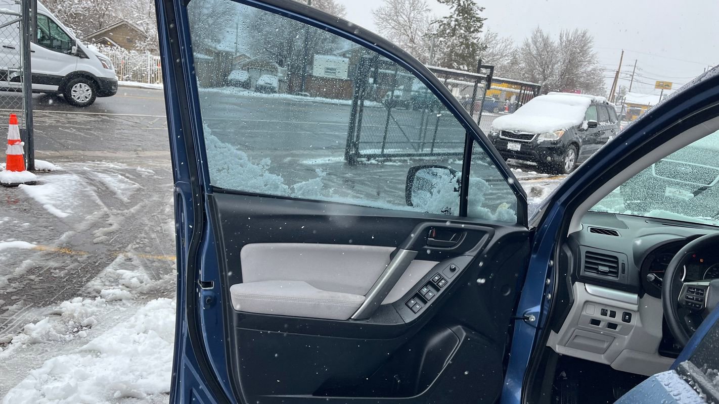 Used 2014 Subaru Forester 2.5i Premium w/ All-Weather Package image 10