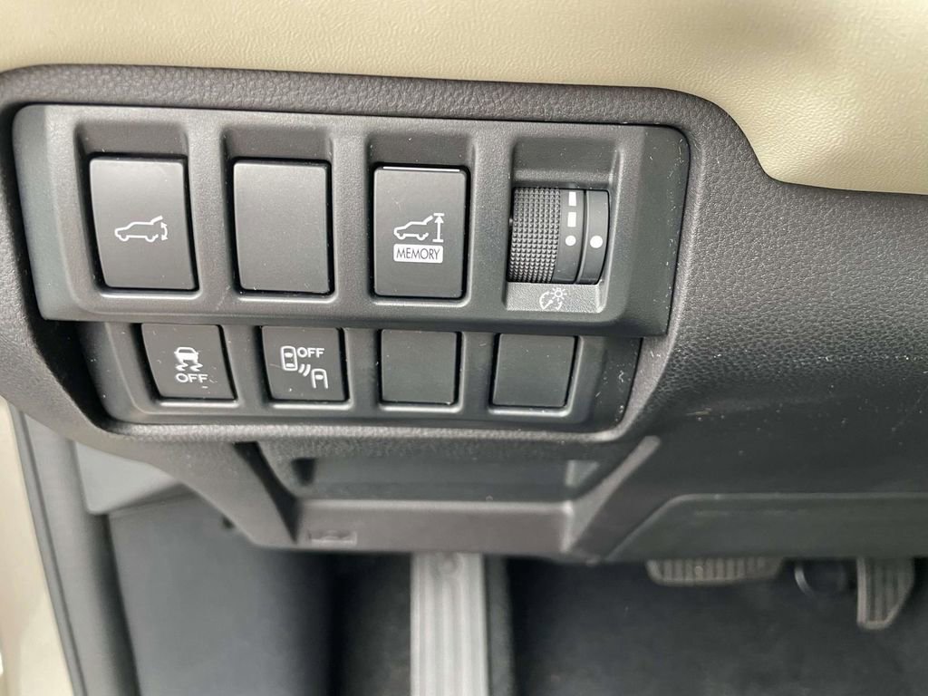 Used 2019 Subaru Ascent Limited w/ Popular Package #2 image 22