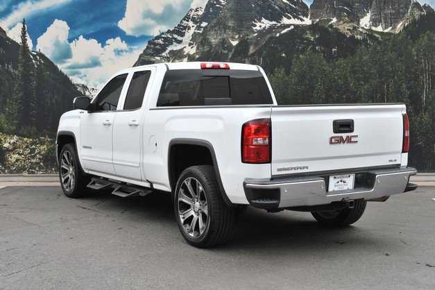 Used 2018 GMC Sierra 1500 SLE w/ SLE Value Package AWD/4WD image 9