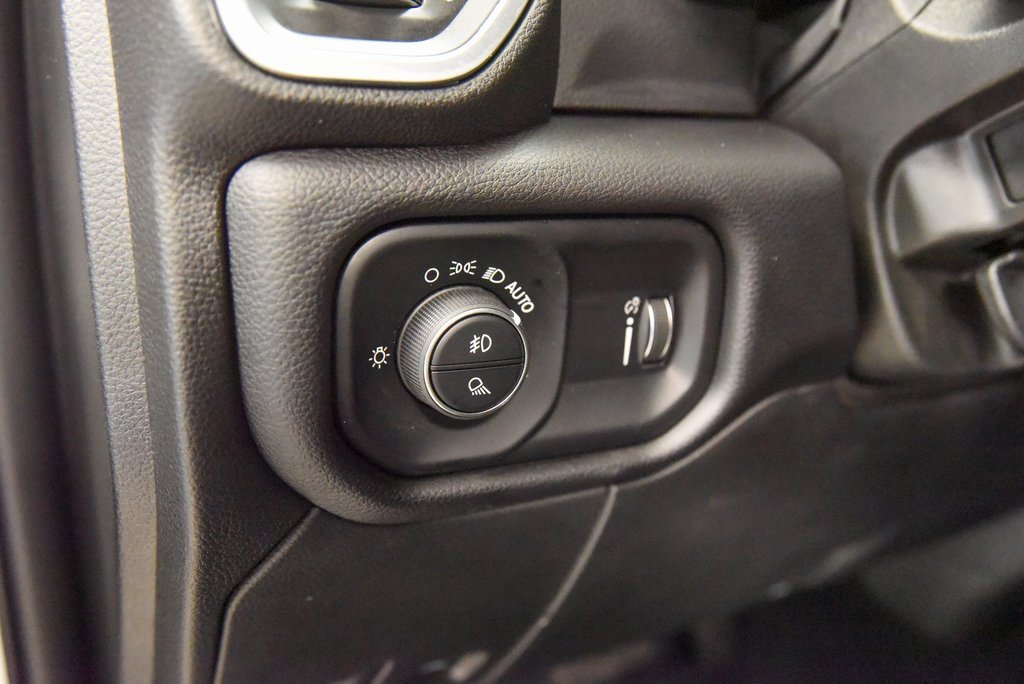 Used 2024 RAM 2500 Big Horn w/ Towing Technology Group image 17