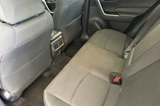 Certified 2024 Toyota RAV4 LE AWD/4WD image 16