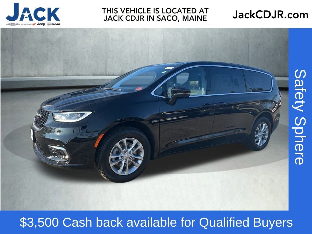 New 2026 Chrysler Pacifica Select