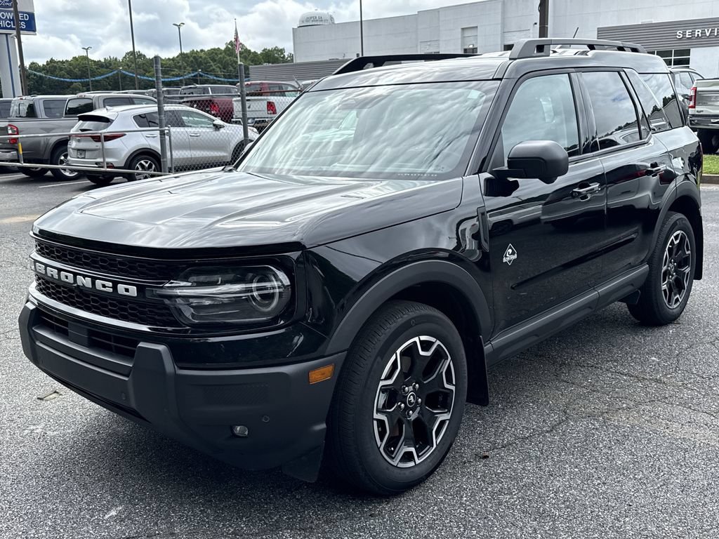 Used 2025 Ford Bronco Sport Outer Banks w/ Outer Banks Tech Package+ AWD/4WD video 3