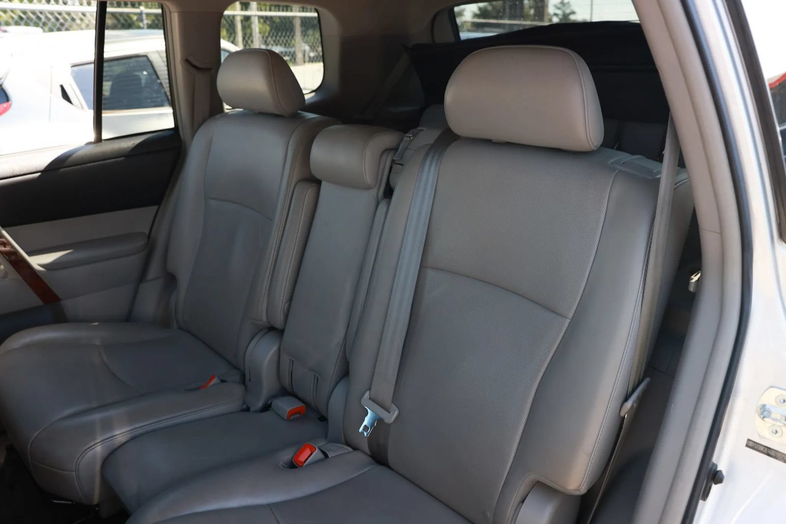 Used 2013 Toyota Highlander Limited AWD/4WD image 22