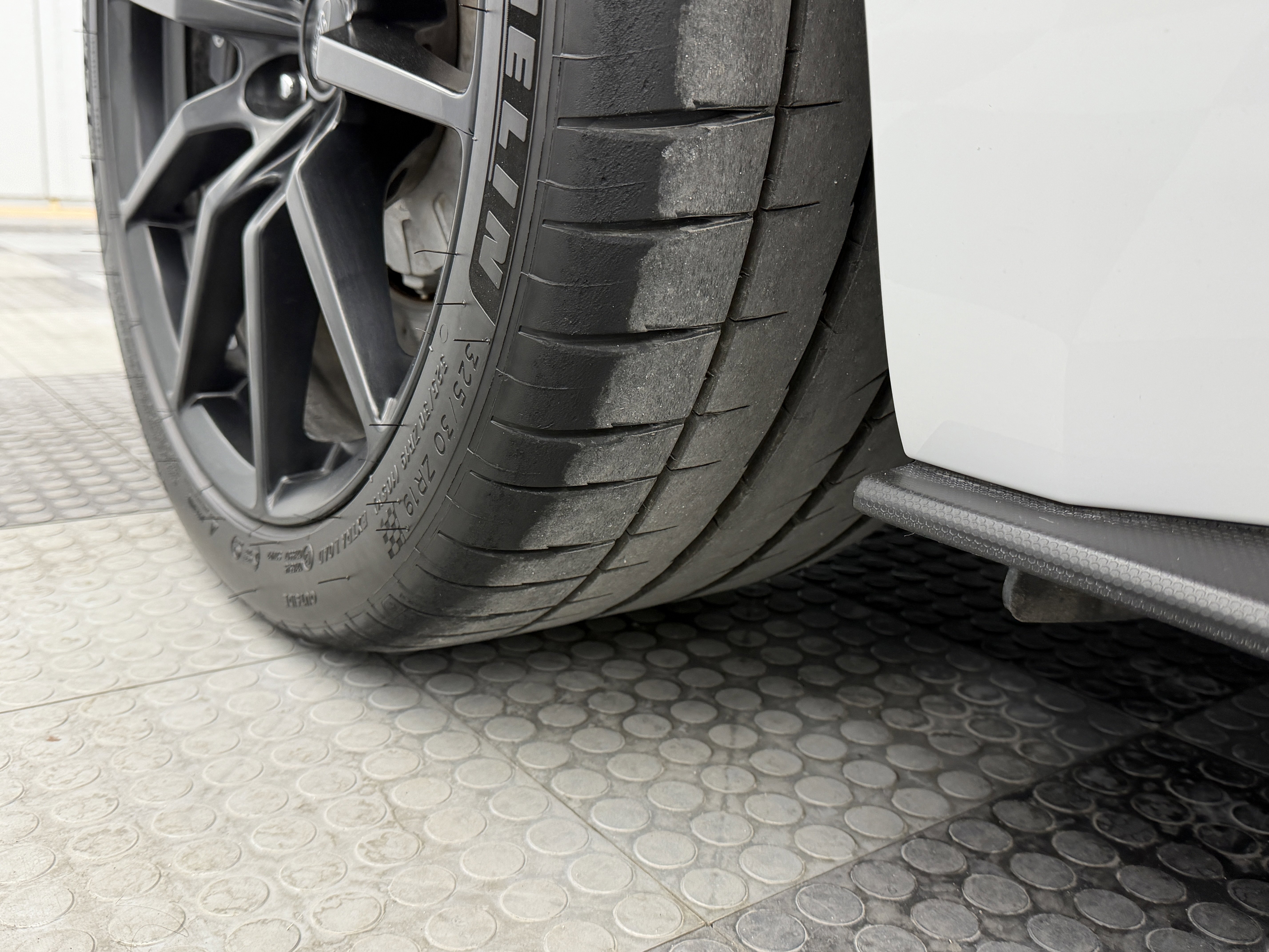 Used 2017 Ford Mustang Shelby GT350 image 24