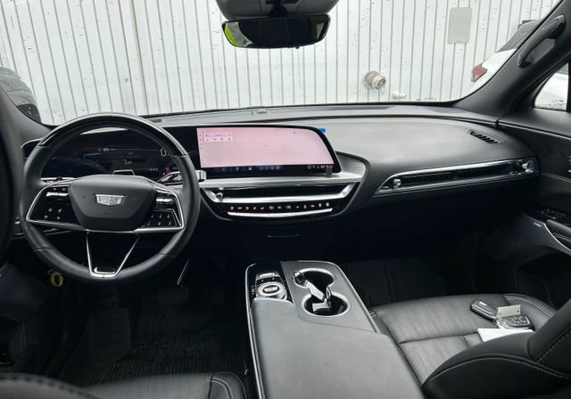 Certified 2024 Cadillac Lyriq Sport w/ LPO, Floor Liner Package AWD/4WD image 5