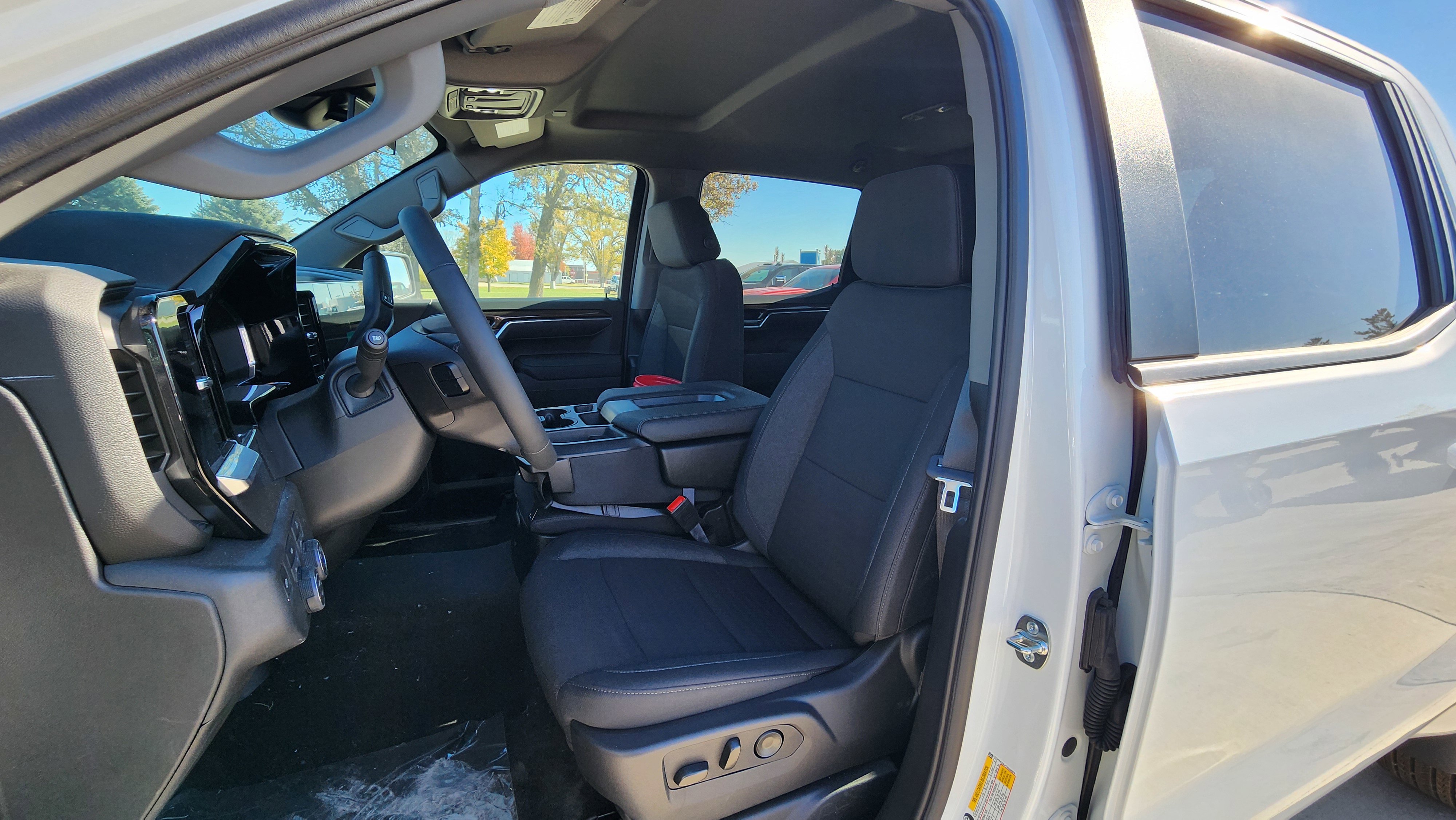 New 2026 Chevrolet Silverado 1500 LT image 12