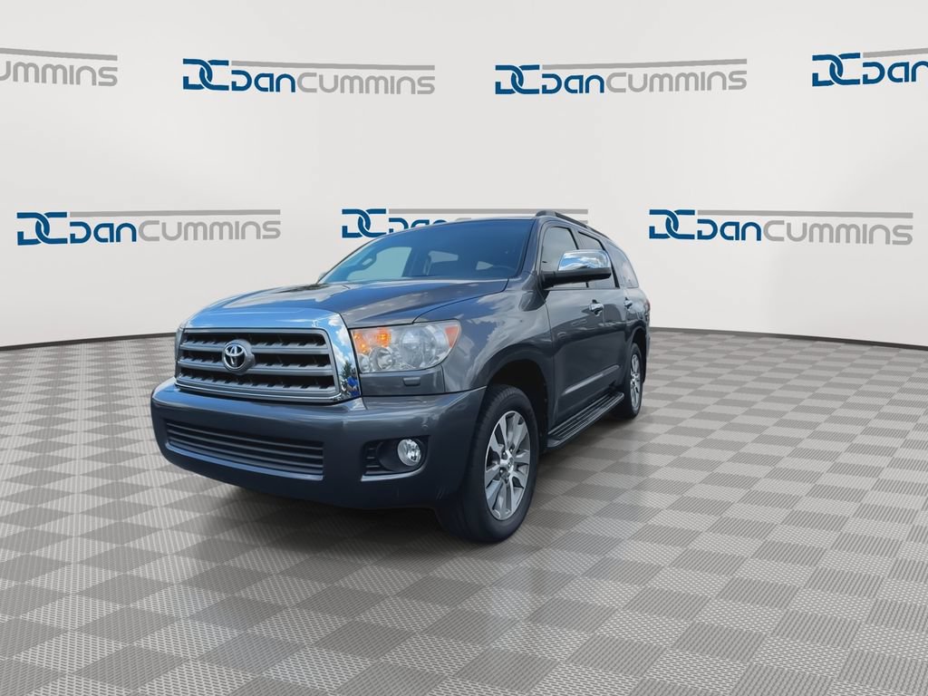 Used 2017 Toyota Sequoia Limited AWD/4WD image 4