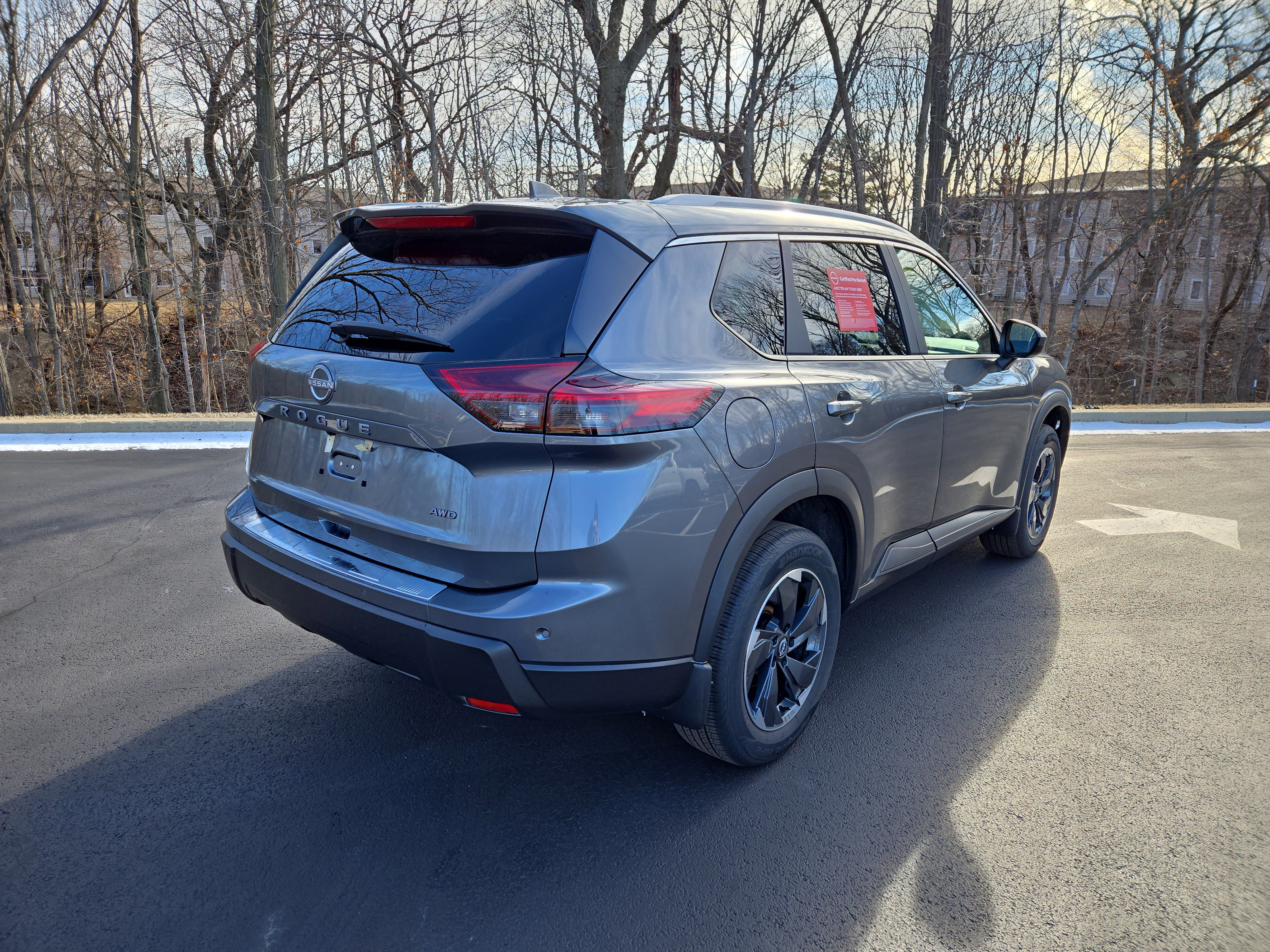 Certified 2025 Nissan Rogue SV w/ SV Premium Package image 4