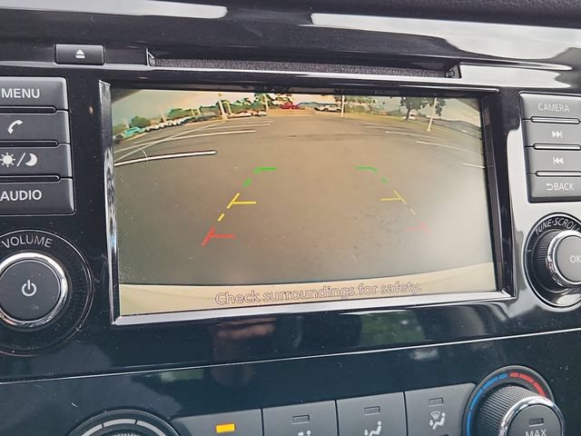 Used 2019 Nissan Rogue S AWD/4WD image 27