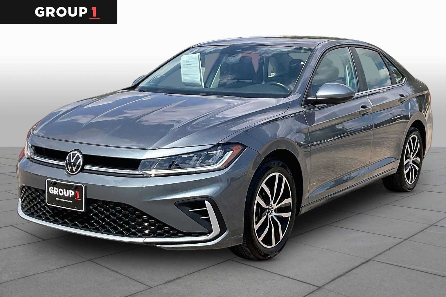 Used 2025 Volkswagen Jetta SE