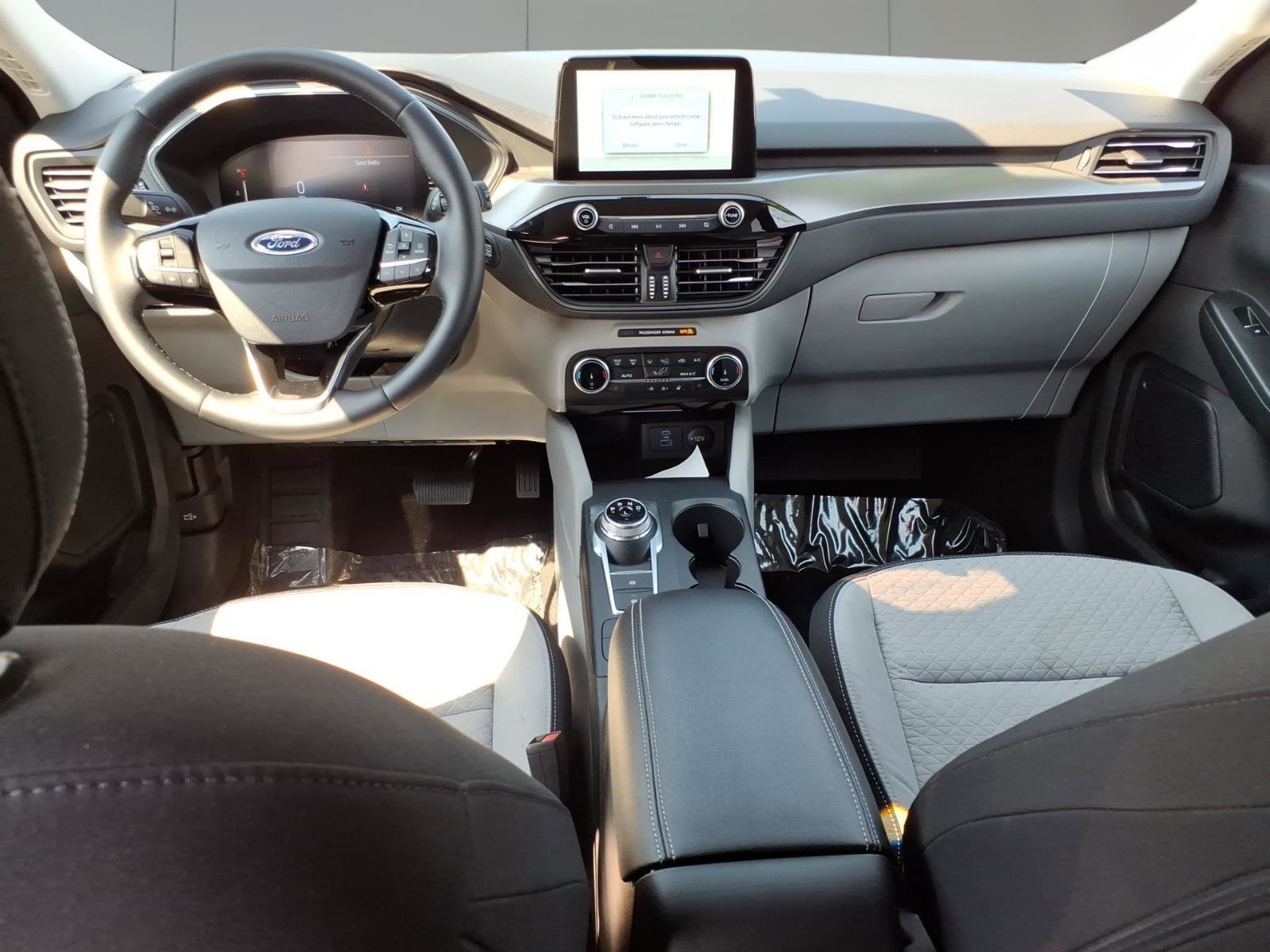 Used 2023 Ford Escape Active image 9