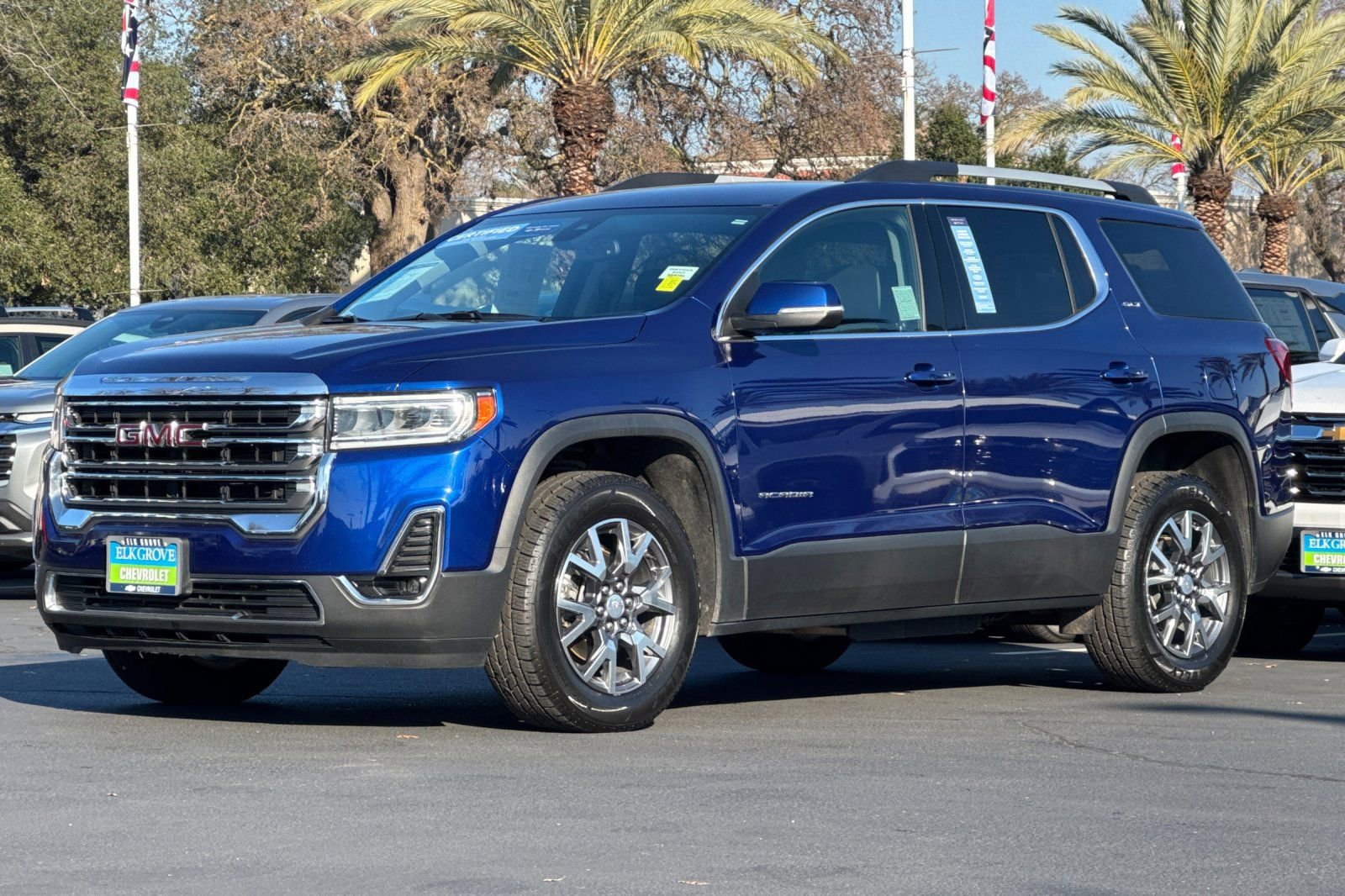 Certified 2023 GMC Acadia SLT image 7
