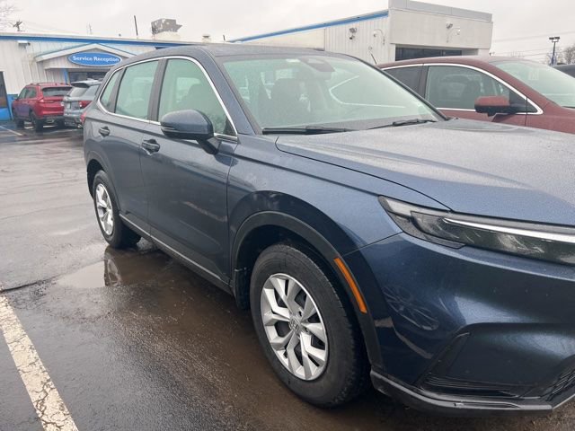 Used 2024 Honda CR-V LX image 3
