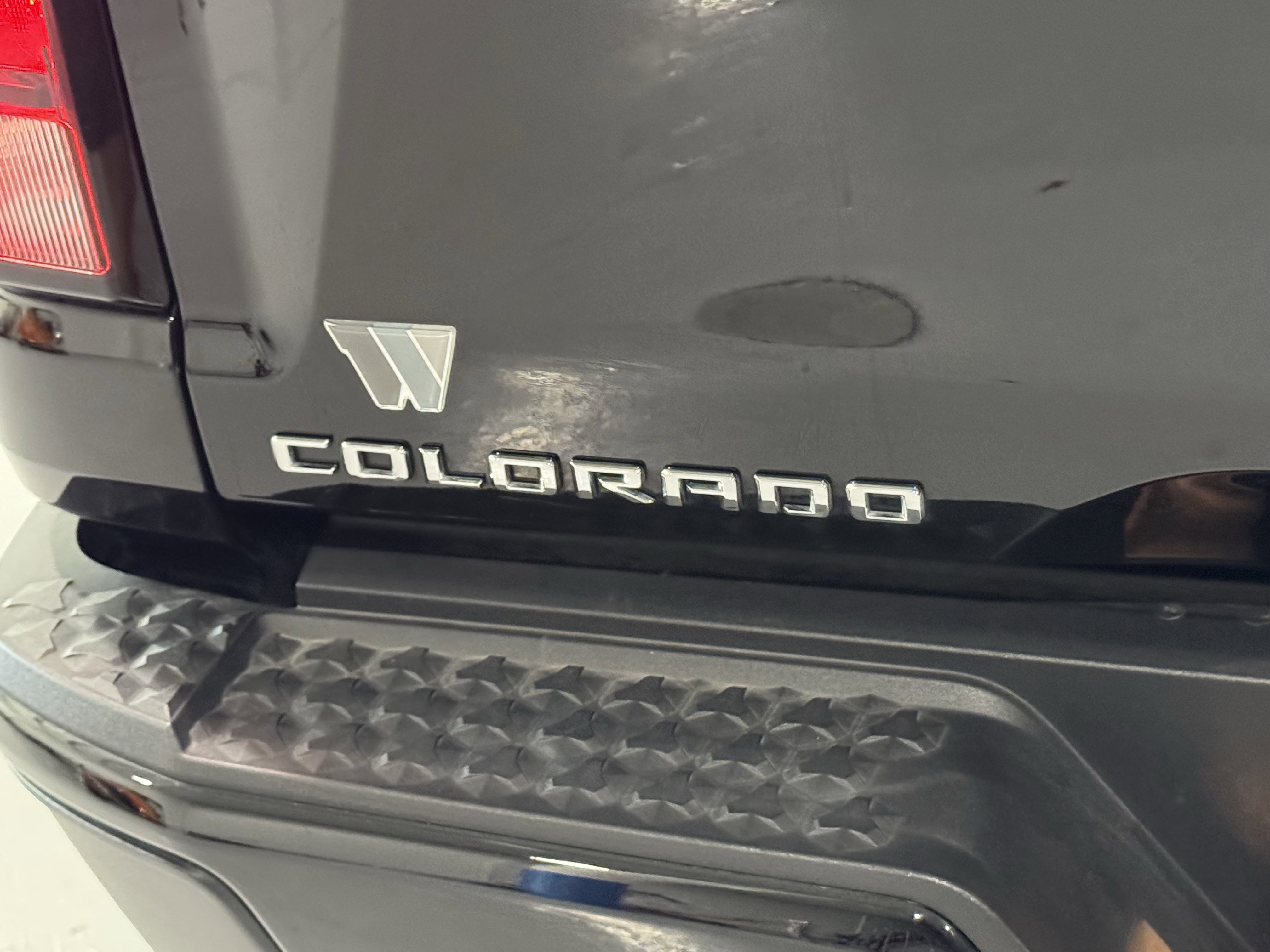 Used 2024 Chevrolet Colorado ZR2 w/ Technology Package image 41