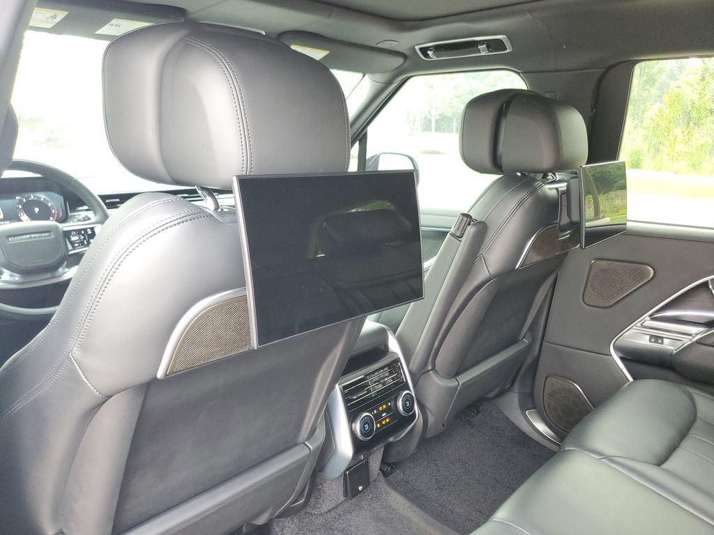 Used 2025 Land Rover Range Rover Long Wheelbase Autobiography AWD/4WD image 28