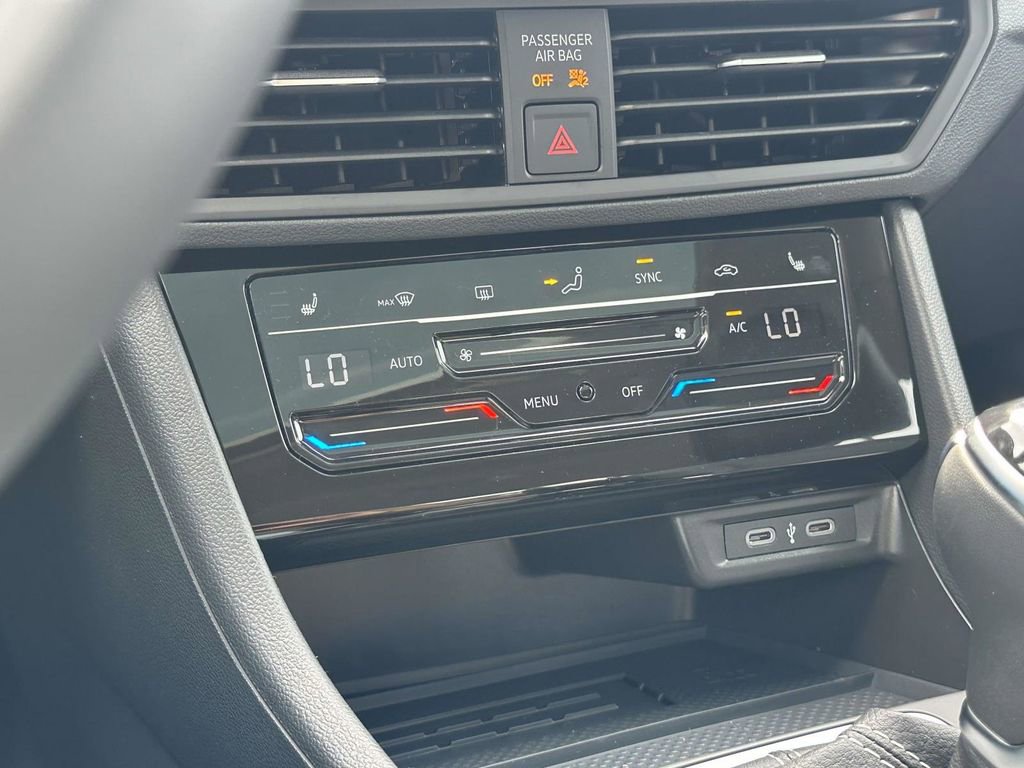 New 2026 Volkswagen Jetta SE image 23
