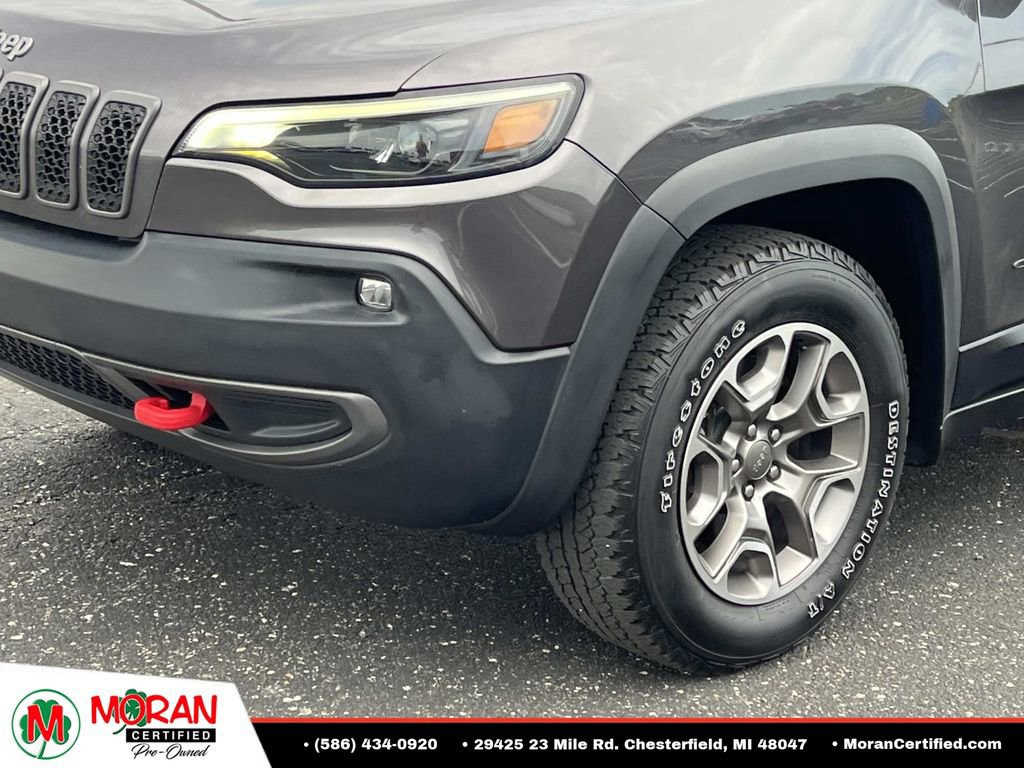 Used 2020 Jeep Cherokee Trailhawk w/ Cold Weather Group AWD/4WD image 8