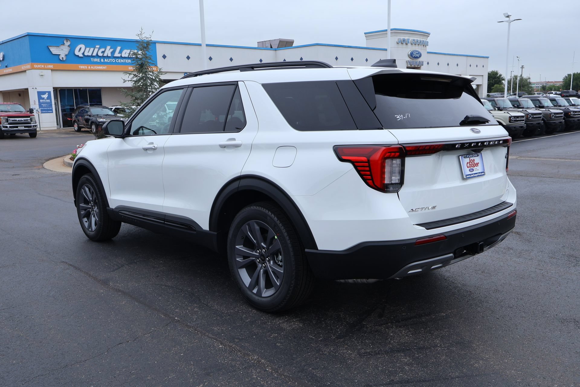 New 2026 Ford Explorer Active w/ Active Comfort Package AWD/4WD image 24