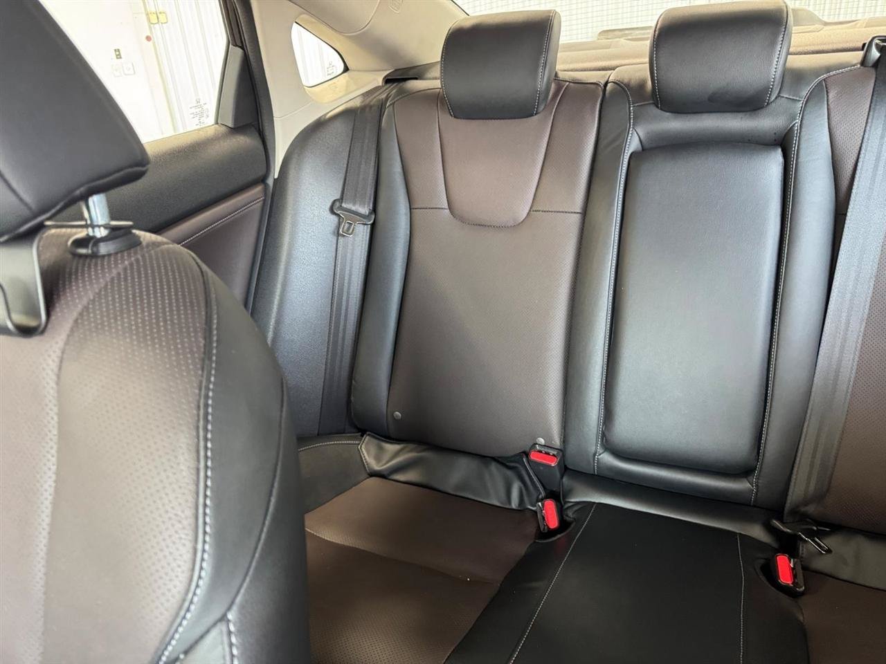 Used 2019 Honda Insight Touring image 9