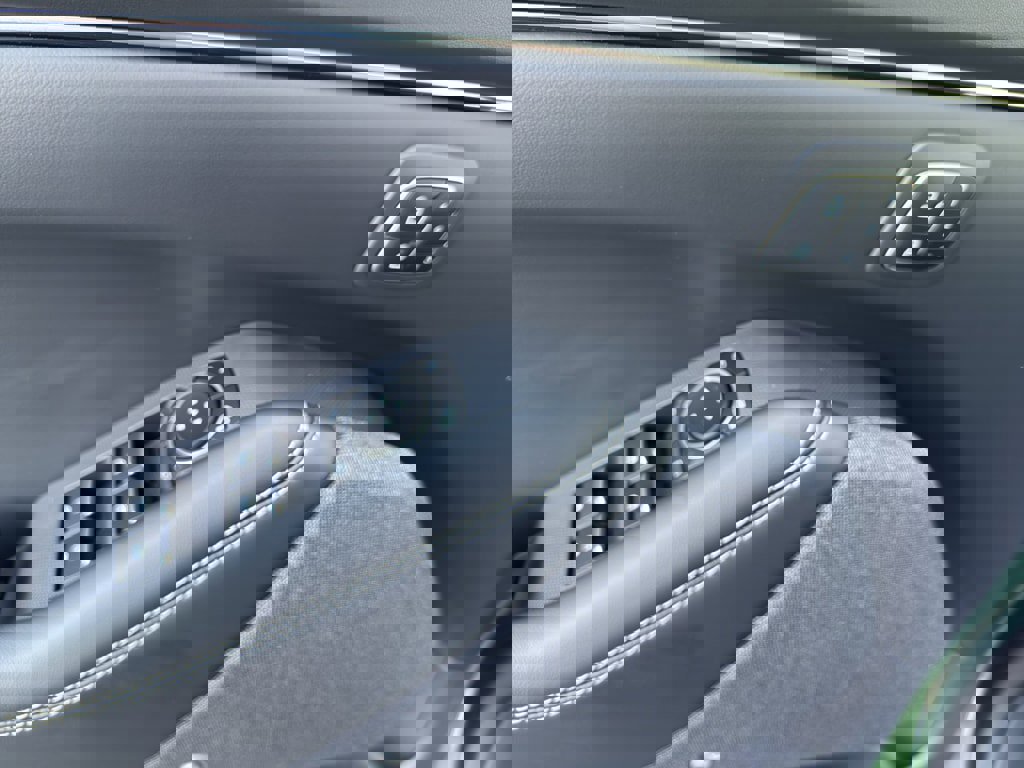 New 2025 Ford Mustang Mach-E Premium image 19