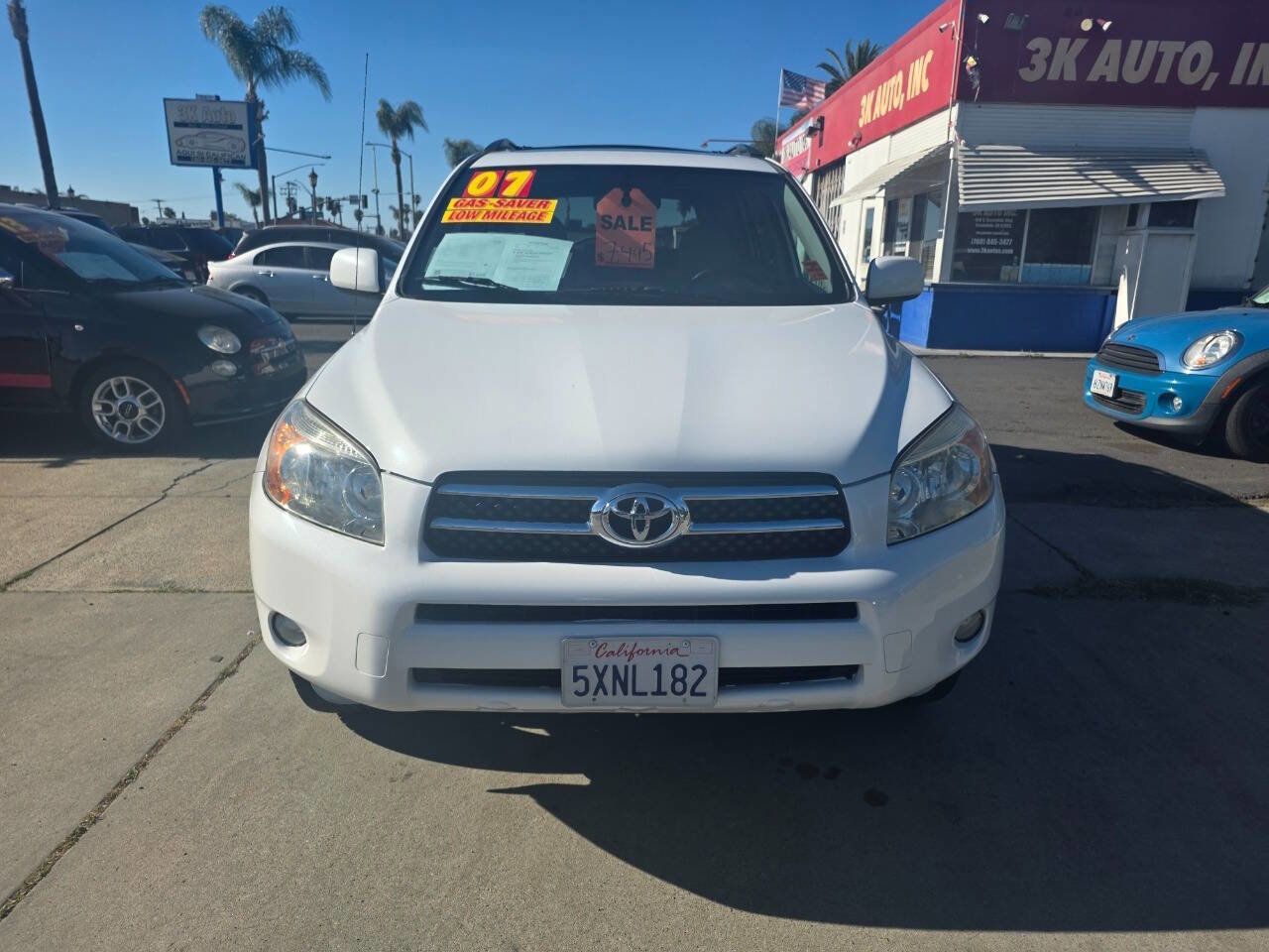 Used 2007 Toyota RAV4 Limited FWD image 2