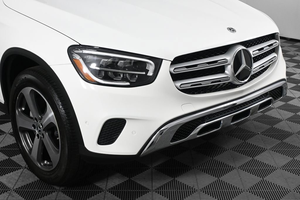 Certified 2022 Mercedes-Benz GLC 300 w/ Premium Package Lite image 35