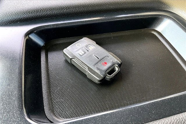 Used 2018 Chevrolet Silverado 1500 LT w/ All Star Edition image 34