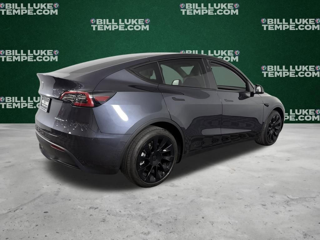 Used 2024 Tesla Model Y Long Range image 4