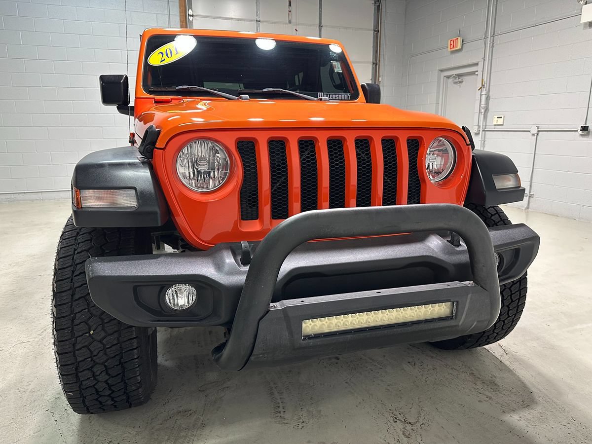 Used 2018 Jeep Wrangler Unlimited Sport AWD/4WD image 3